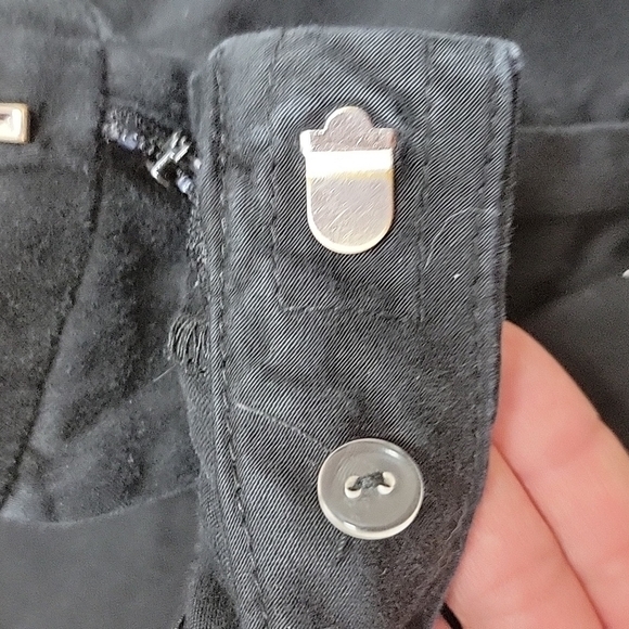 H&M womens black shorts size 4 - Picture 4 of 6